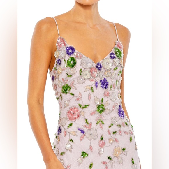 Mac Duggal Embellished Lace Sleeveless V-Neck Gown Lilac Multi 10893 - Picture 2 of 14